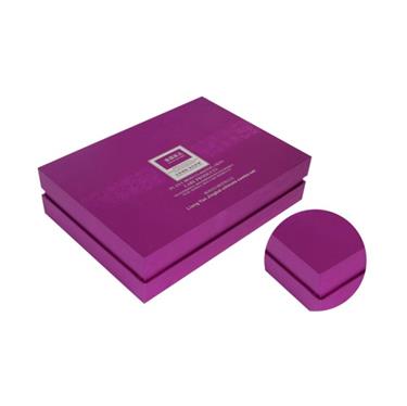 luxury cosmetic gift box.jpg